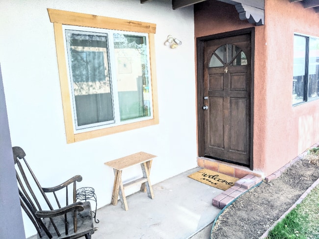 811 Cll Saragosa in Santa Fe, NM - Building Photo - Building Photo