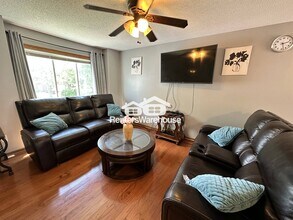 10921 Jersey Ct N in Champlin, MN - Building Photo - Building Photo