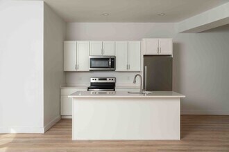 361 Admiral St in Providence, RI - Building Photo - Building Photo