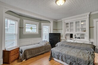 95 College Ave, Unit 1 in Somerville, MA - Foto de edificio - Building Photo