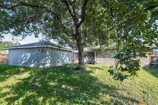15707 Lone Tree Dr in Houston, TX - Building Photo