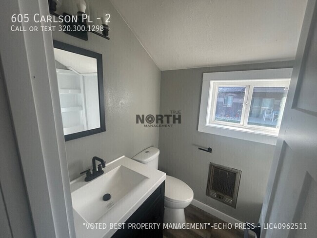 605 Carlson Pl in Henning, MN - Building Photo - Building Photo