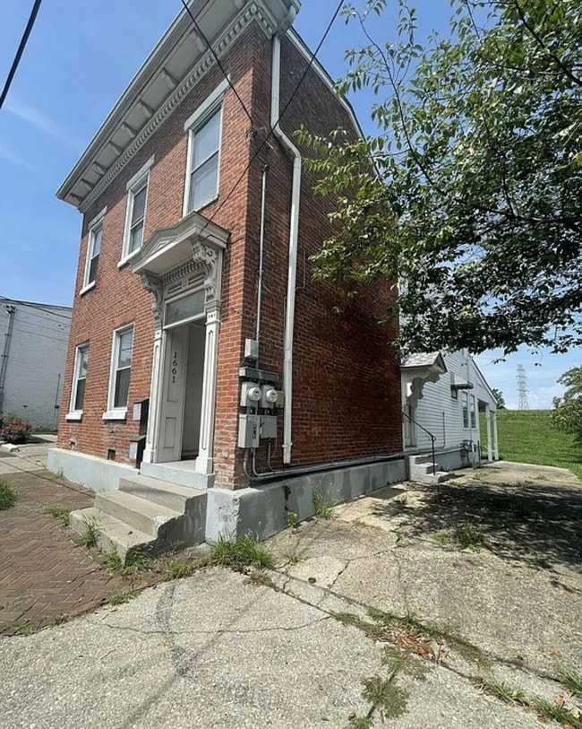 property at 1661 Story Ave