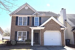 9586 Lakeview Cir in Union City, GA - Building Photo