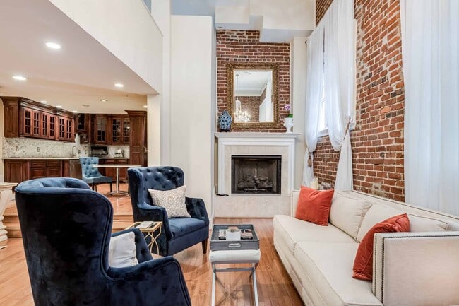 property at 2840 Peachtree Rd NW