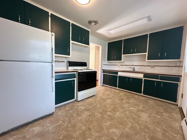 property at 2516 Quay St