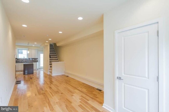 property at 806 N Burns St