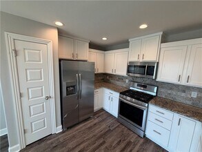 6025 W Quinn St, Unit 6-0614 in Fayetteville, AR - Building Photo - Building Photo