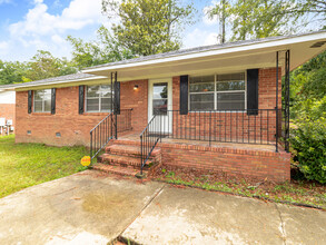 870 Manchester Rd in Sumter, SC - Building Photo - Building Photo