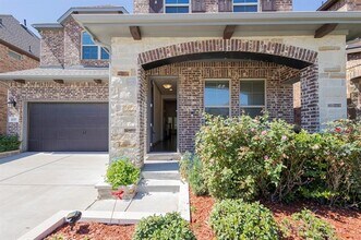 6337 Saddlebrook Way in Irving, TX - Building Photo - Building Photo