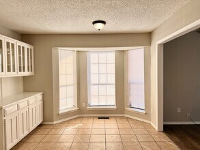 11168 S Douglas Ave in Jenks, OK - Building Photo - Building Photo