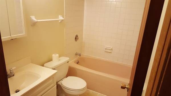 property at 1317 Kilbourn Ave