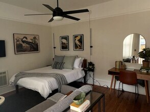 327 5th Ave N-Unit -ID1076735P in St. Petersburg, FL - Foto de edificio - Building Photo