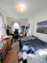 40 Cherry St, Unit 3 in Somerville, MA - Foto de edificio - Building Photo