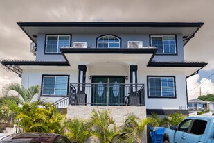 2240A Metcalf St in Honolulu, HI - Building Photo