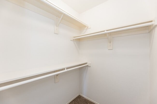 14335 Pelican Marsh Dr