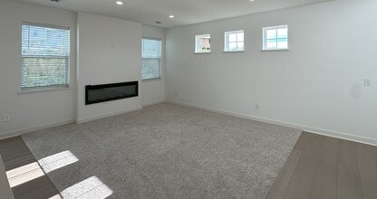 2154 Tyrone Dr in Shakopee, MN - Building Photo - Building Photo