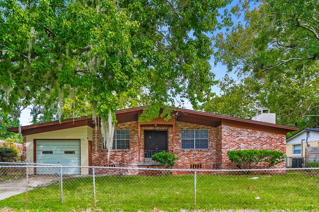 property at 7583 Patrice Ct