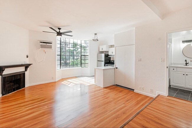 Sherwood Apts - Tujunga