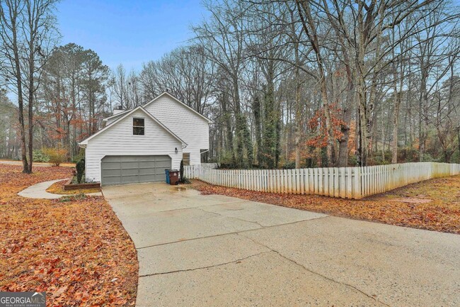 332 Summer Pl in Peachtree City, GA - Building Photo - Building Photo