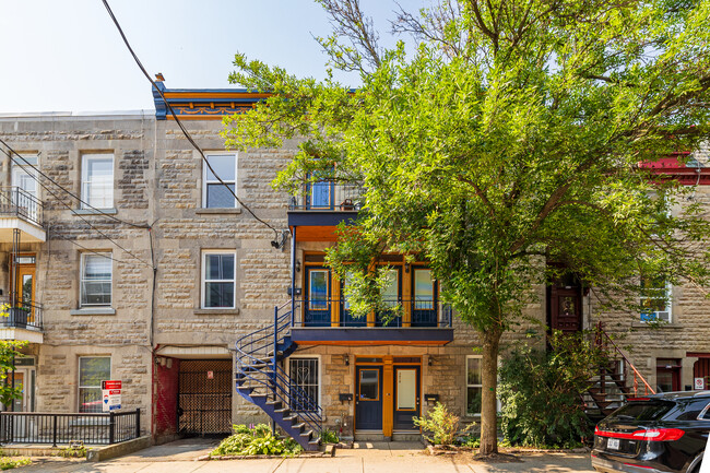 2070-2080 De La Visitation Rue in Montréal, QC - Building Photo - Building Photo