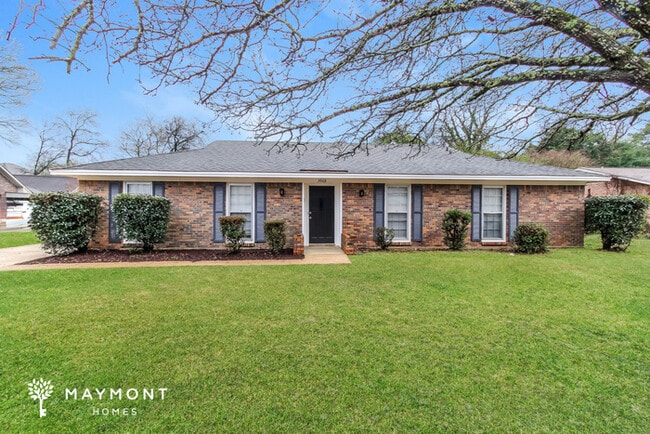 property at 3928 Croydon Rd