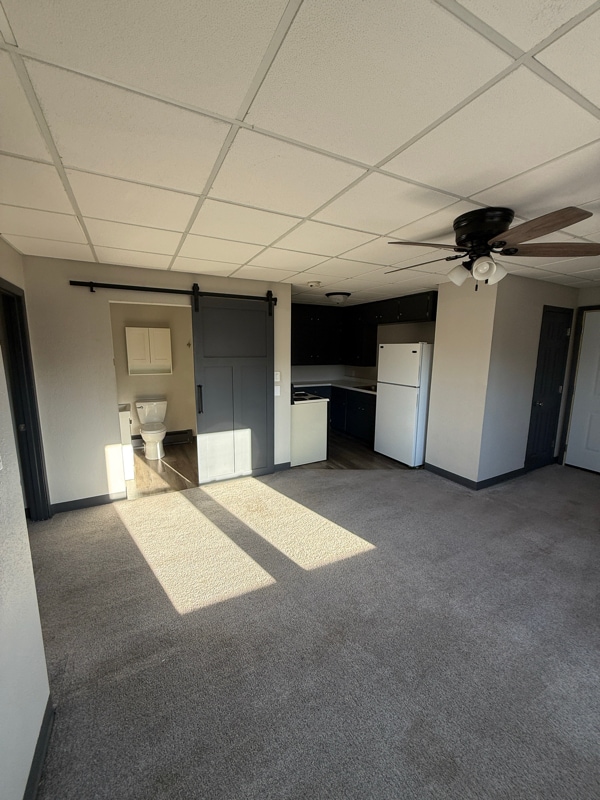 112 W 1st St, Unit 102 N Farley Unit B in Monticello, IA - Building Photo - Building Photo