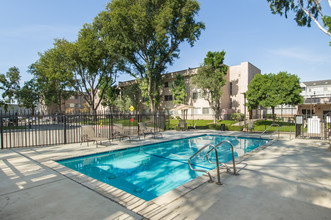 Beck Park in North Hollywood, CA - Building Photo - Building Photo