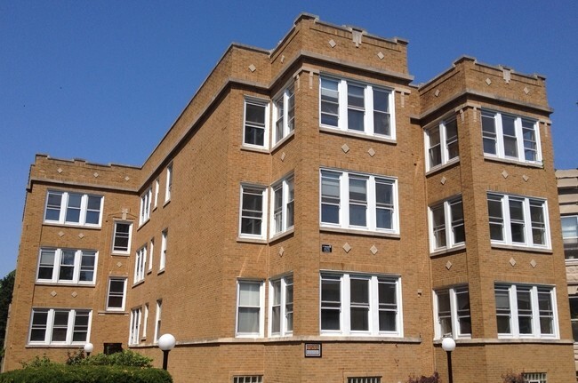 4816 N Wolcott Ave, Unit 4818-3 in Chicago, IL - Building Photo - Building Photo