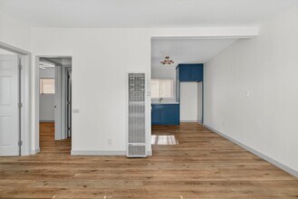 1078 E 7th St in Long Beach, CA - Building Photo - Building Photo
