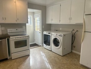 2613 Utter St in Bellingham, WA - Building Photo - Building Photo