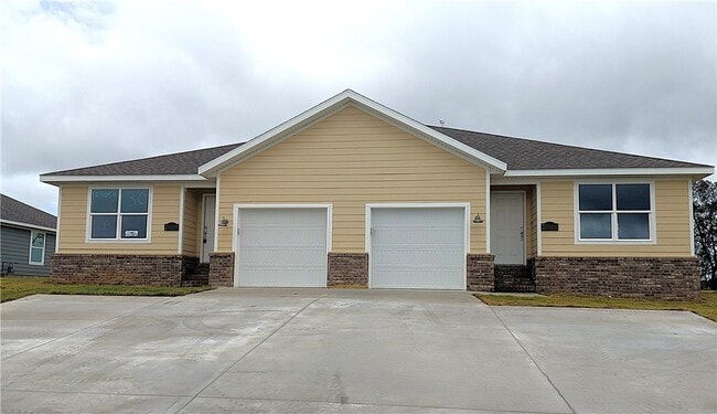 property at 603 W Christopher Dr