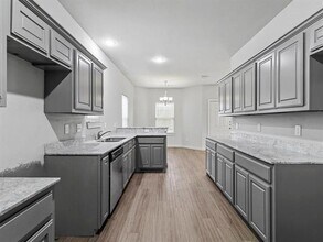 9941 Ironhorse Dr in Dallas, TX - Building Photo - Building Photo