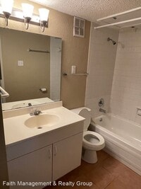 6739 Quail Hollow Ct photo'