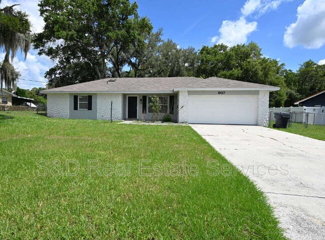 property at 907 Swann Dr