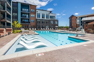 Polaris Junction in Colorado Springs, CO - Foto de edificio - Building Photo