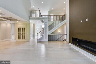 3104 Sleepy Hollow Rd in Falls Church, VA - Building Photo - Building Photo