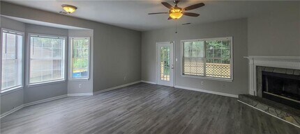 2120 Fairways Ct in Kennesaw, GA - Foto de edificio - Building Photo