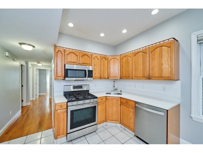 property at 5 Transit St