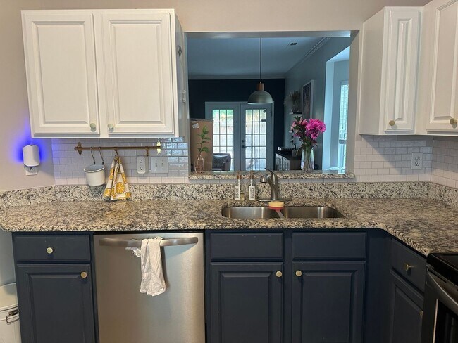 4329 Pine Springs Ct in Raleigh, NC - Building Photo - Building Photo