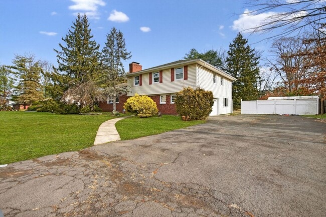 352 Rahway Rd in Edison, NJ - Building Photo - Building Photo