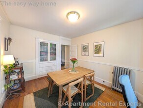 18 Sanborn Ave in Somerville, MA - Building Photo - Building Photo