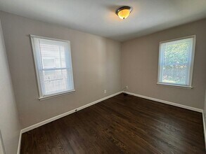 837 E Woodward Heights Blvd in Hazel Park, MI - Building Photo - Building Photo