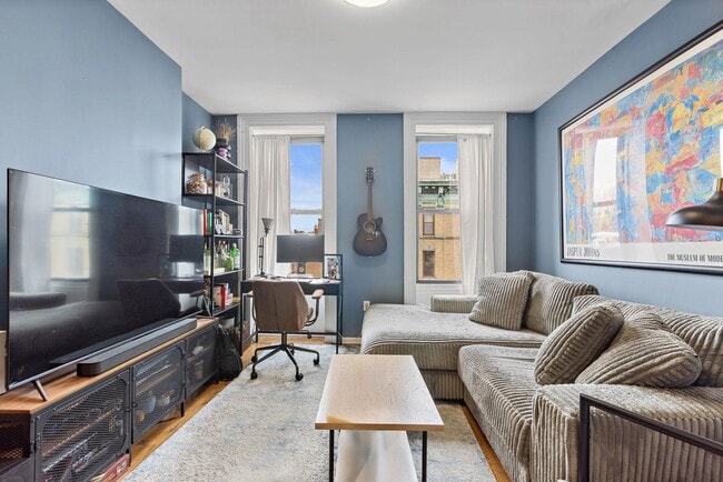 property at 935 Park Ave