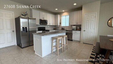 27608 Sienna Crk in Boerne, TX - Building Photo - Building Photo