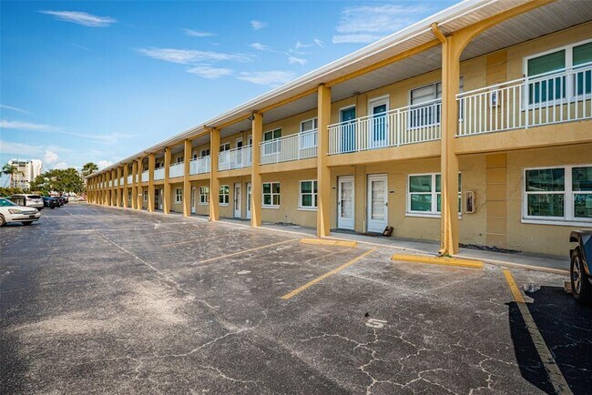 9715 Harrell Ave in Treasure Island, FL - Building Photo - Building Photo