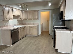 701 Capri Dr in Boulder City, NV - Building Photo - Building Photo