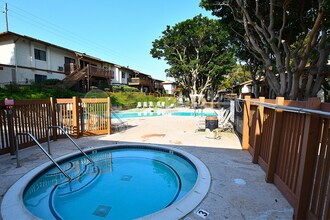 6390 Rancho Mission Rd in San Diego, CA - Building Photo - Building Photo