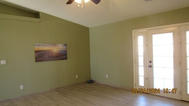 2945 Bluewater Dr in Lake Havasu City, AZ - Building Photo - Building Photo