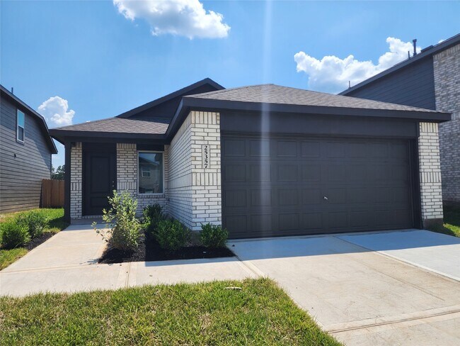 25357 Carnation Ct in Magnolia, TX - Building Photo - Building Photo